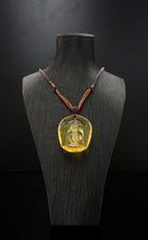 Load image into Gallery viewer, Buddha Pendant / 阿彌陀佛吊咀頸鍊
